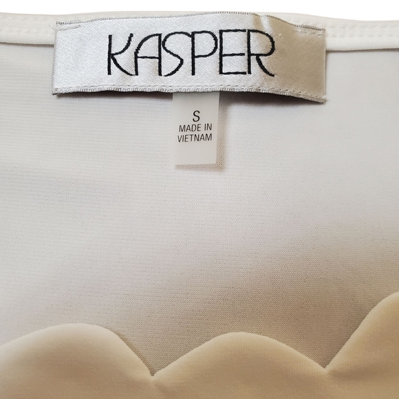Kasper Women's White Scalloped Tank Top. SMALL. NWT - Picture 2 of 9